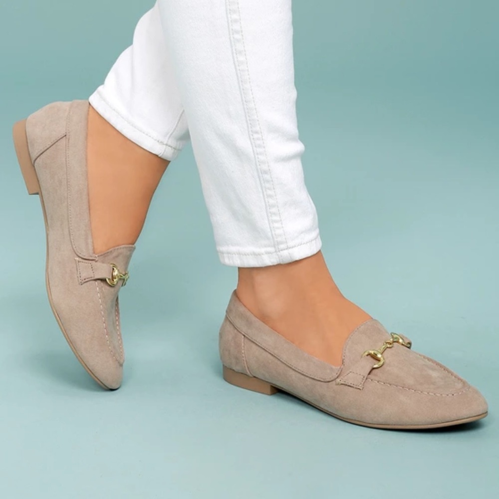 🔴- Lulu’s Loafer